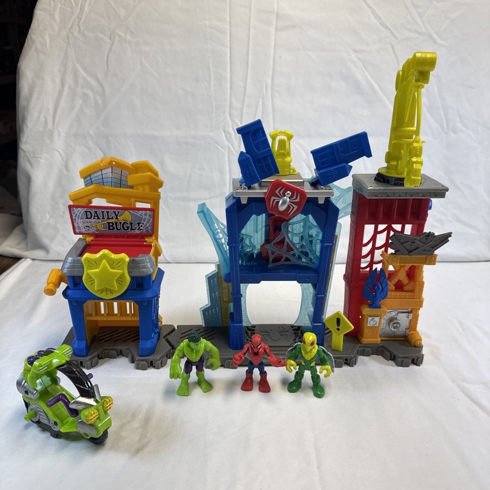 Playskool Marvel Superhero Adventures Lot Spiderman Web Quarters With Hulk Bike